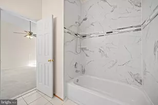 7496 Gadsby Square, Alexandria, VA 22315 - Photo 9