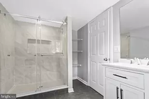 5822 Brookview Dr, Alexandria, VA 22310 - Photo 33