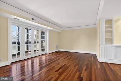 8360 Greensboro Drive #216, McLean, VA 22102 - Photo 15