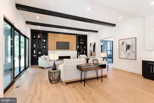 6908 Southridge Dr, McLean, VA 22101 - Photo 9