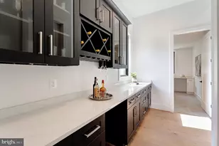 6908 Southridge Dr, McLean, VA 22101 - Photo 23