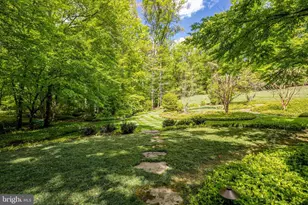 1110 Brook Valley Ln, McLean, VA 22102 - Photo 95