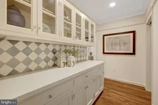 1110 Brook Valley Ln, McLean, VA 22102 - Photo 17
