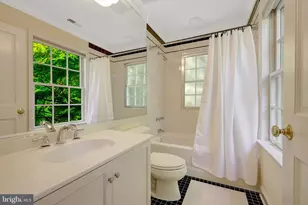1110 Brook Valley Ln, McLean, VA 22102 - Photo 61
