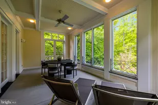 1110 Brook Valley Ln, McLean, VA 22102 - Photo 27