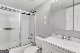 7412 Marc Dr, Falls Church, VA 22042 - Photo 47