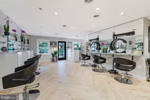 762b Walker Rd, Great Falls, VA 22066 - Photo 1