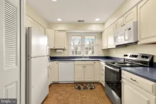 4344 Rolling Stone Way, Alexandria, VA 22306 - Photo 11