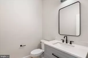 1104 Sharon Ct, McLean, VA 22101 - Photo 57