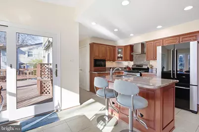 8623 Pappas Way, Annandale, VA 22003 - Photo 23