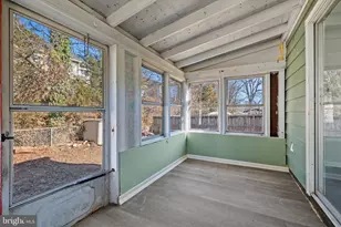 3900 Elmwood Dr, Alexandria, VA 22303 - Photo 17