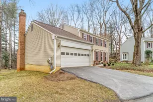 10848 Burr Oak Way, Burke, VA 22015 - Photo 3