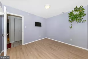 2112 Pimmit Dr, Falls Church, VA 22043 - Photo 21