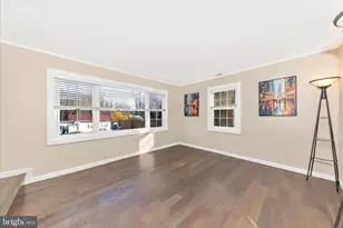 2112 Pimmit Dr, Falls Church, VA 22043 - Photo 11