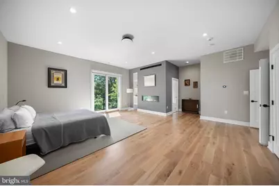 1459 Dewberry Court, McLean, VA 22101 - Photo 17