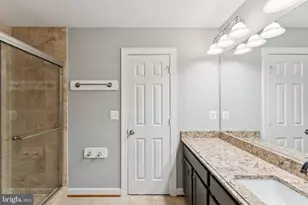 7351 Nicole Marie Ct, McLean, VA 22102 - Photo 17