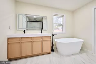 1904 Lamson Pl, McLean, VA 22101 - Photo 29