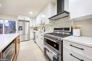 1904 Lamson Pl, McLean, VA 22101 - Photo 13