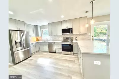 2960 Hibbard Street, Oakton, VA 22124 - Photo 3