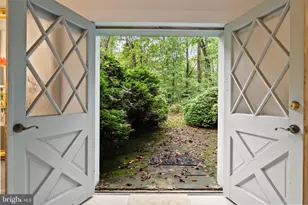 10205 Cedar Pond Dr, Vienna, VA 22182 - Photo 49