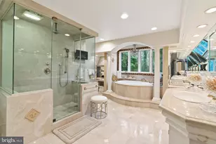 10205 Cedar Pond Dr, Vienna, VA 22182 - Photo 57