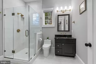 7002 River Oaks Dr, McLean, VA 22101 - Photo 19