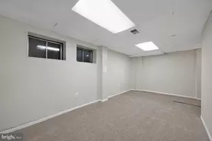 2477 Windbreak Dr, Alexandria, VA 22306 - Photo 31