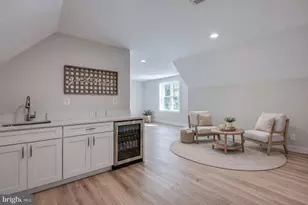 10900 Hunter Station Rd, Vienna, VA 22181 - Photo 37