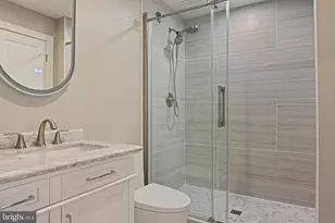 10900 Hunter Station Rd, Vienna, VA 22181 - Photo 33