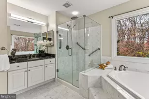 6209 Waterlily Ct, Alexandria, VA 22310 - Photo 37