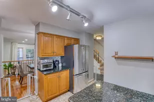 6870 Deer Run Dr, Alexandria, VA 22306 - Photo 5