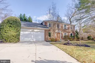 10127 Red Spruce Rd, Fairfax, VA 22032 - Photo 13