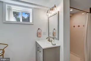 5527 Wharton Ln, Centreville, VA 20120 - Photo 21