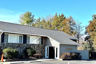 2529 W Meredith Dr, Vienna, VA 22181 - Photo 33