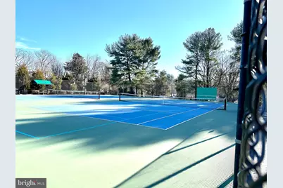 2529 W Meredith Drive, Vienna, VA 22181 - Photo 35