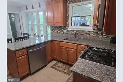 6919 Rolling Road, Springfield, VA 22152 - Photo 5