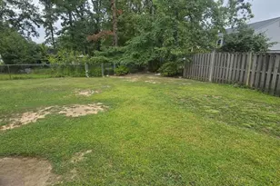 6919 Rolling Rd, Springfield, VA 22152 - Photo 17