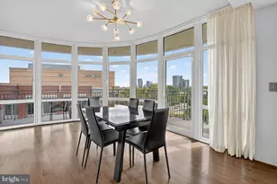 8220 Crestwood Heights Dr, McLean, VA 22102 - Photo 9