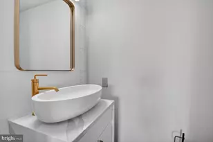 8220 Crestwood Heights Dr, McLean, VA 22102 - Photo 21