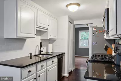 9909 Lakepointe Drive, Burke, VA 22015 - Photo 25