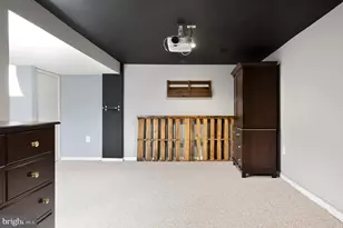 9909 Lakepointe Dr, Burke, VA 22015 - Photo 45