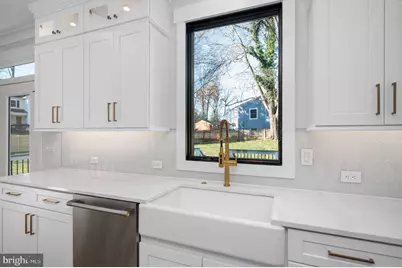 623 Echols Street SE, Vienna, VA 22180 - Photo 57