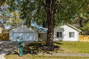 10412 Pearl St, Fairfax, VA 22032 - Photo 1