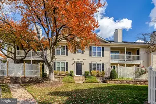 10205 Ashbrooke Ct, Oakton, VA 22124 - Photo 1