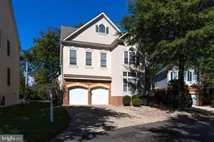 3814 Highland Oaks Dr, Fairfax, VA 22033 - Photo 1
