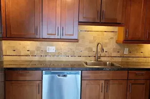 8002 Chanute Pl, Falls Church, VA 22042 - Photo 3