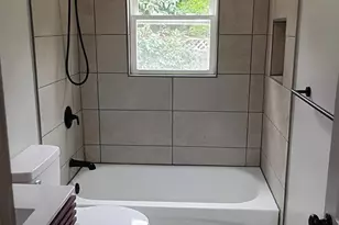 2834 Bolling Rd, Falls Church, VA 22042 - Photo 15