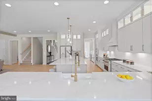 7605 Burnside Ct, Falls Church, VA 22043 - Photo 21