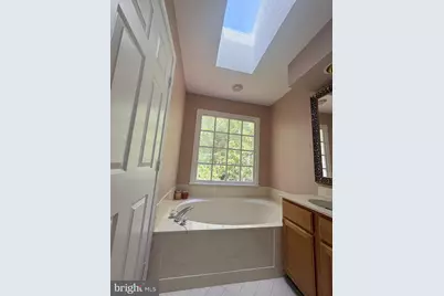 1254 Lamplighter Way, Reston, VA 20194 - Photo 9