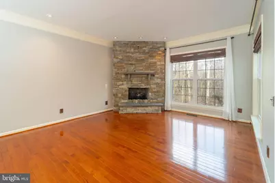 5237 Jule Star Drive, Centreville, VA 20120 - Photo 9